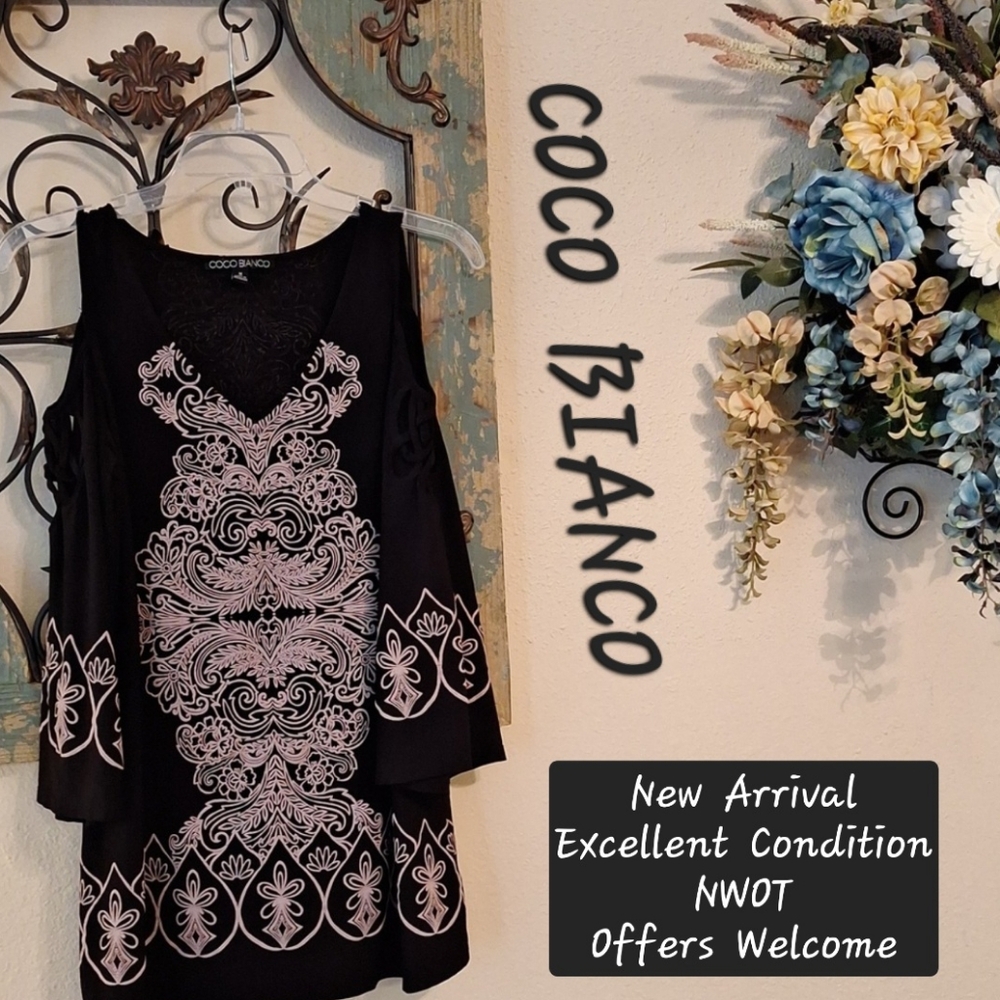 Coco Bianco Black Cold Shoulder Top. NWOT Size Medium